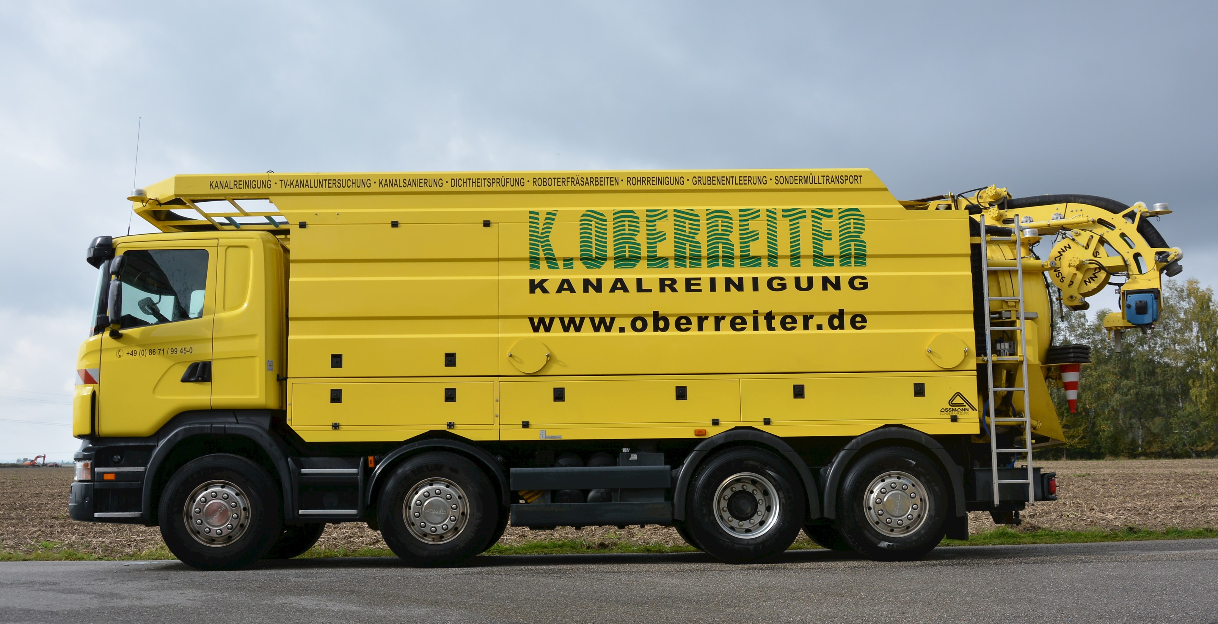 Saug- und Spülfahrzeug Fa. Kanal Oberreiter GmbH Leider haben wir keinen Alternativtext zu diesem Bild, aber wir arbeiten daran.